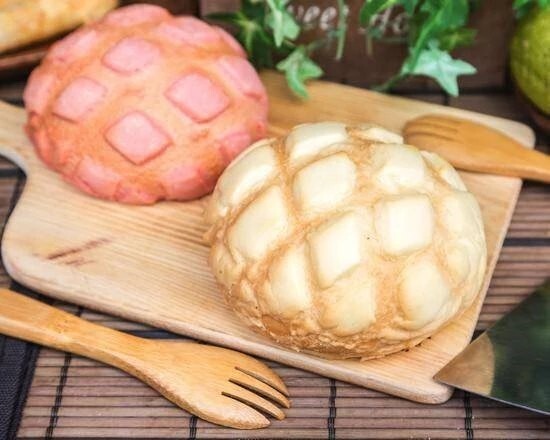 大阪市天王寺区に実店舗を構えるメロンパン専門店。「極メロンパン